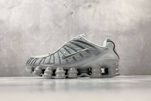Nike Shox TL AV3595-015 Grey/Black running