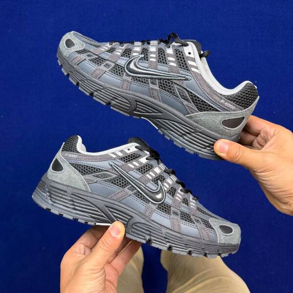 Nike P-6000 SE HF0015-002 Anthracite/Black/Photon Dust EU 41 running