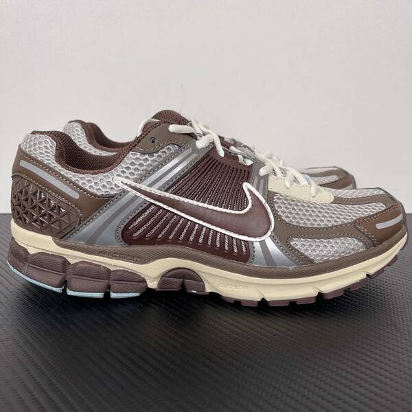 Nike Zoom Vomero 5 FD9920-022 brown/silver/cream/light blue running