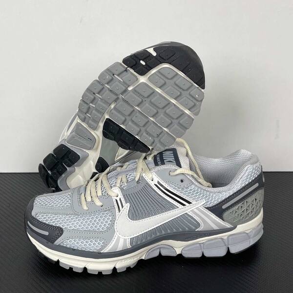 Nike Zoom Vomero 5 FD9919-001 Silver/Gray/White/Black running