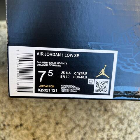 Jordan Air Jordan 1 Low SE IQ5321 121 Sail Hemp Chocolate White Red US 7 5 UK 6 5 BR 39 EUR 40 5 Cm 25 5 Sneaker - Unisex (BS-87241)