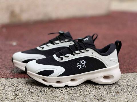 LOEWE x On Cloudsolo 3WF30604605 Beige Black Off White US 7 EU 38 UK 5 JP 24 Running Shoe Running Sneakers - Women's (BS-86770)