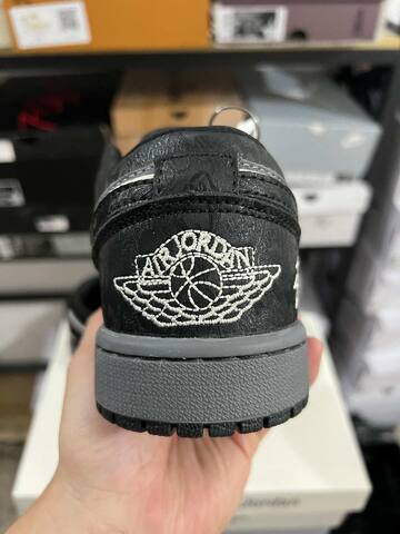 Jordan Air Jordan 1 Low LD8888 015 Black Grey US 8 UK 7 BR 39 5 EUR 41 26 Cm Sneaker - Unisex (BS-87163)