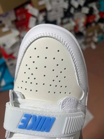 Jordan Air Jordan Legacy 312 Low FJ7223 141 White Blue Yellow EU 44 Sneaker - Men's (BS-87344)
