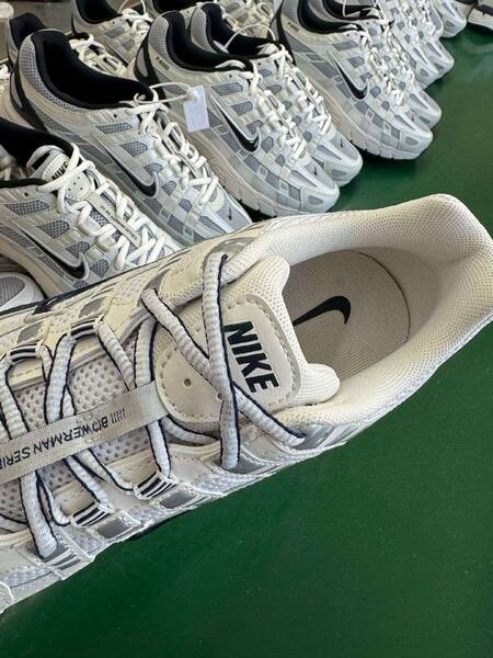 Nike P-6000 CD6404-018 White/Grey/Black EU 41 running