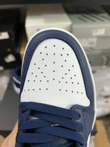 Jordan Air Jordan 1 Low 553558 404 Midnight Navy White University Blue EUR 40 Sneaker - Men's (BS-87152)