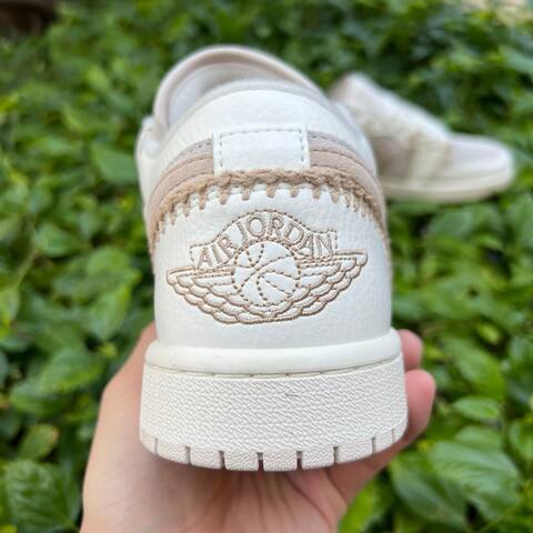 Jordan Air Jordan 1 Low SE HV4268 120 Light Orewood Brown Sail Hemp EUR 40 Sneaker - Men's (BS-87237)