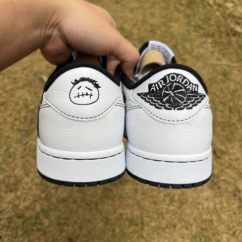 Jordan Air Jordan 1 Low OG SP Travis Scott XZ6868 002 White Black EU 44 5 Sneaker - Men's (BS-87207)