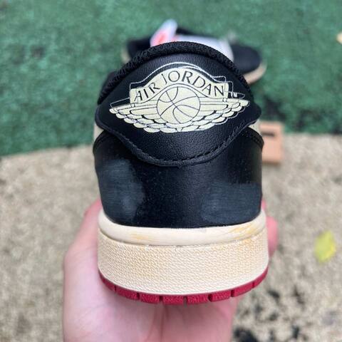 Jordan Air Jordan 1 Retro Low OG Nitro IB8958 001 Black Muslin Varsity Red EU 41 Sneaker - Men's (BS-87153)