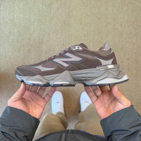 New Balance 9060 U9060493 Chocolate Brown Grey EU 42 Sneaker - Men's (BS-87137)