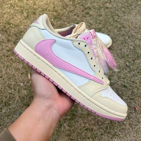 Jordan Air Jordan 1 Low OG SP IQ7604 100 Travis Scott Sail Military Pink Rice EU 42 Sneaker - Men's (BS-87210)