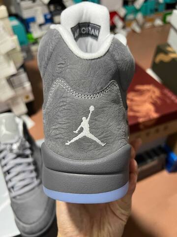 Jordan Air Jordan 5 Retro DD0587 002 Light Graphite White Wolf Grey EU 41 Basketball Shoe - Men's (BS-87290)