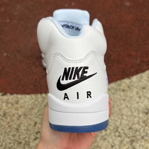 Jordan Air Jordan 5 Retro Sngl Dy HQ7978 103 White Metallic Silver Blue Black US 8 5 UK 7 5 EUR 42 26 5cm BR 40 Basketball Shoe - Men's (BS-87292)