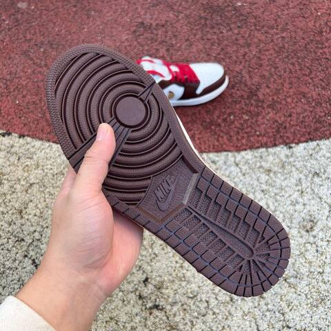 Jordan Air Jordan 1 Low SE IQ5321 121 Sail Hemp Chocolate White Red US 7 5 UK 6 5 BR 39 EUR 40 5 Cm 25 5 Sneaker - Unisex (BS-87241)