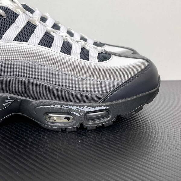 Nike Air Max 95 II7404-100 White/Grey/Black lifestyle