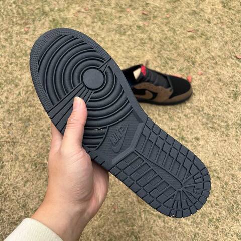 Jordan Air Jordan 1 Low OG SP IB7109 005 Travis Scott Black Grey Brown USA 8 5 EU 42 UK 7 5 26 5 Cm Sneaker - Men's (BS-87204)