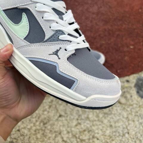 Jordan CMFT Era HQ0506 003 Cold Grey EUR 40 Sneaker - Men's (BS-86978)