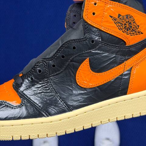 Jordan Air Jordan 1 Retro High OG 555088-028 Black Orange Pale Vanilla EU 42 5 Basketball Shoe - Men's (BS-87156)