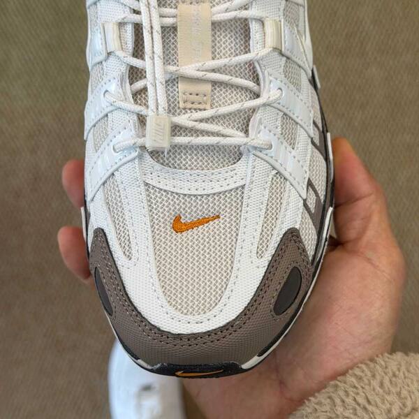 Nike P-6000 white/grey/brown with orange accents EU 40 running