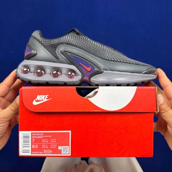 Nike Air Max Dn DV3337-008 Black/Crimson/Smoke Grey EU 40 running