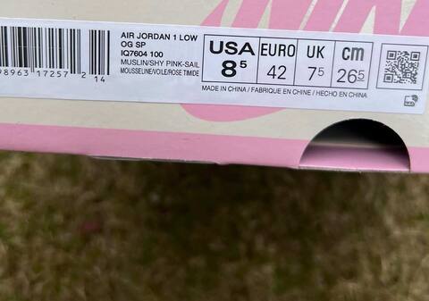 Jordan Air Jordan 1 Low OG SP Travis Scott IQ7604 100 muslin shy pink sail
