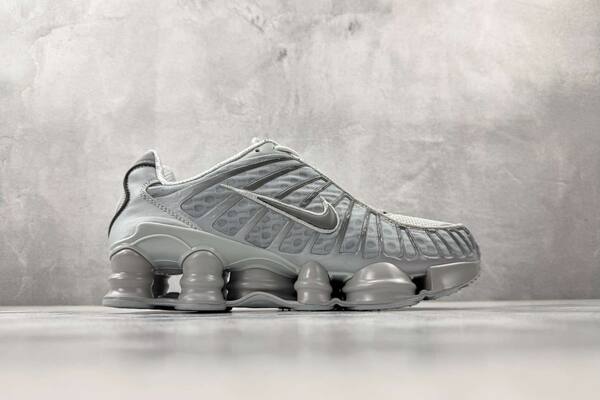 Nike Shox TL AV3595-015 Grey/Black running