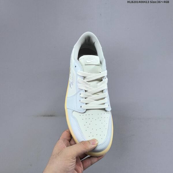 Jordan Air Jordan 1 Low light blue/white with floral embroidery and gum sole EU 36-46 basketball