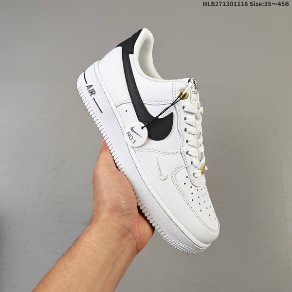 Nike AIR FORCE 1 07 lifestyle
