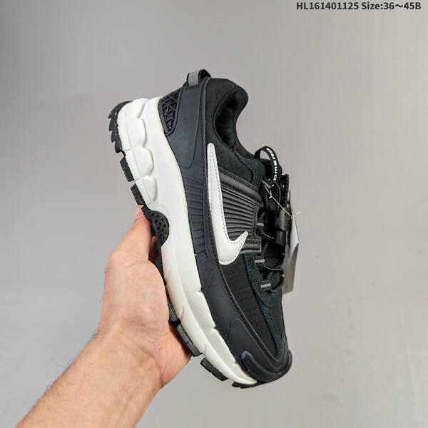 Nike Zoom Vomero Roam TPU lifestyle