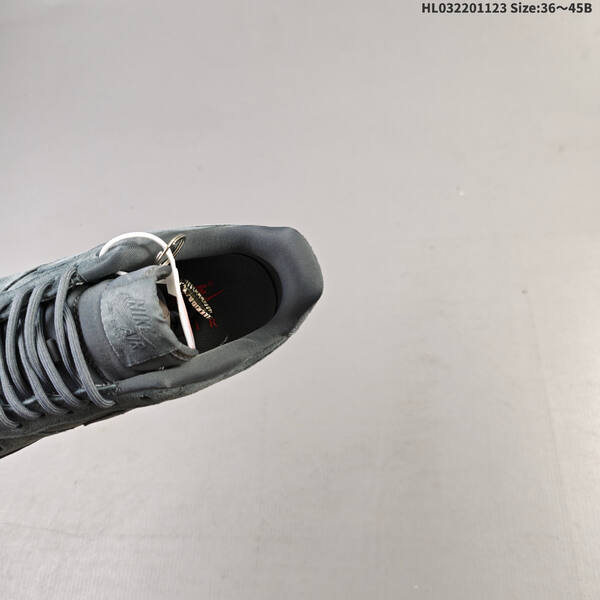 NIKE AIR FORCE 1 07 LV8 DF0188-103 lifestyle