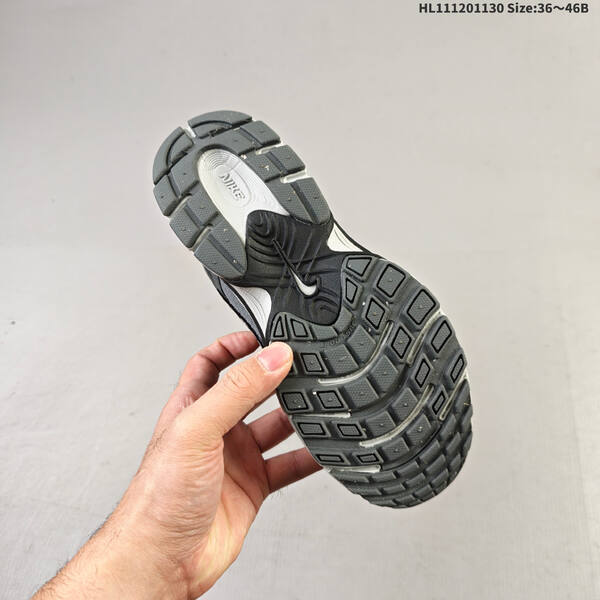 Other Nike V5 RNR IM6769 068 36 36 5 37 5 38 38 5 39 40 40 5 41 42 42 5 4 lifestyle
