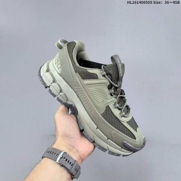 Nike Zoom Vomero Roam olive green dark grey EU 36-45 running shoe