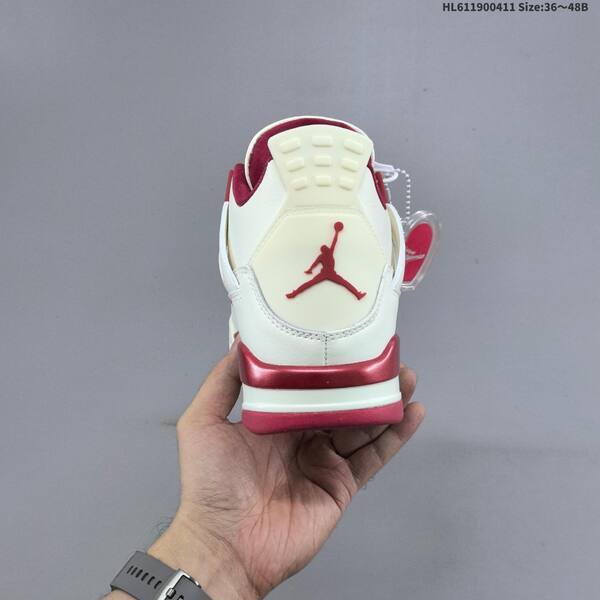 Jordan Air Jordan 4 Retro WMNS Sierra Red/Sail EU 36-48 basketball