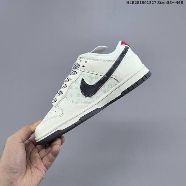 NIKE DUNK SB LOW LV lifestyle