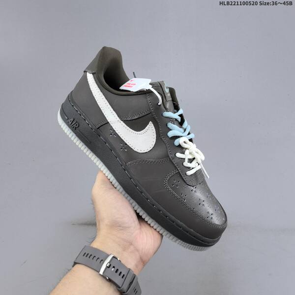 Nike Air Force 1 07 dark grey white light blue EU 36-45 sneaker