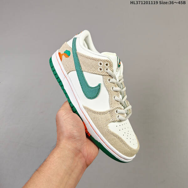 NIKE DUNK SB LOW lifestyle