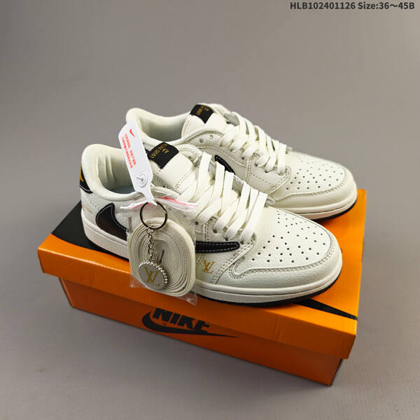 Jordan Travis Scott x Air Jordan 1 Low Sail/Light Grey EU 36-45 casual