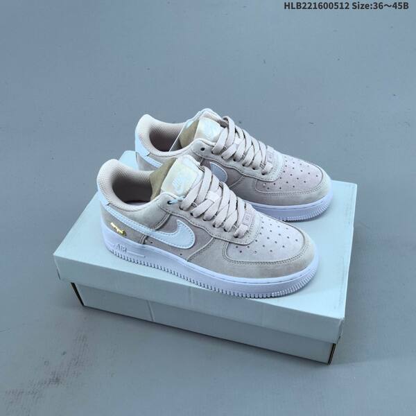 Nike Air Force 1 07 light beige white gold EU 36 45 sneaker EU 36-45