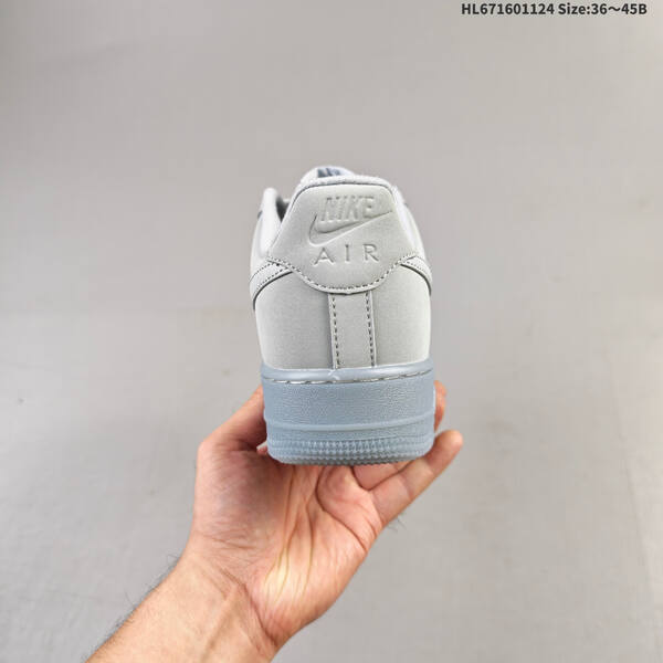 NIKE AIR FORCE 1 07 LV8 CJ9179-001 lifestyle
