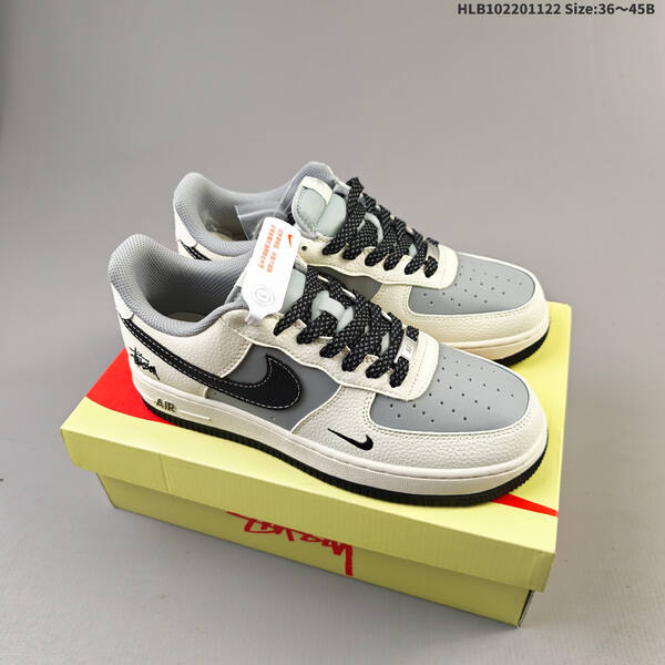 NIKE AIR FORCE 1 07 LV8 JP8028-0 lifestyle