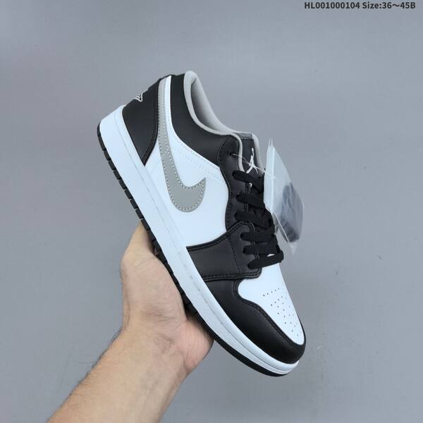 Jordan Air Jordan 1 Low Black/White/Gray EU 36-45 lifestyle