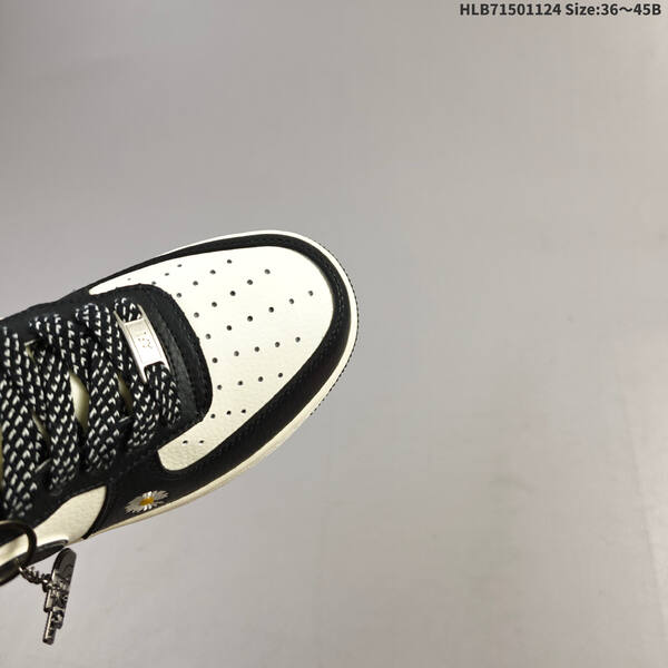Nike Air Force1 07 low Q lifestyle