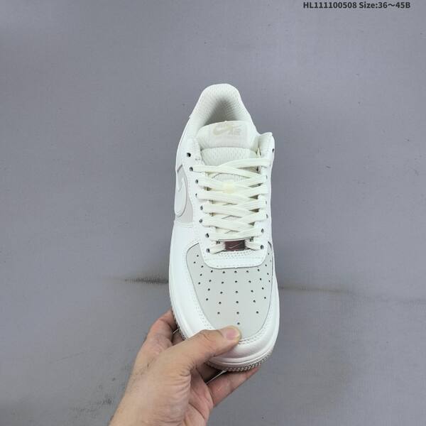 NIKE AIR FORCE 1 07 LV8 IR1475-010 lifestyle