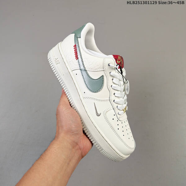 Nike AIR FORCE 1 07 lifestyle