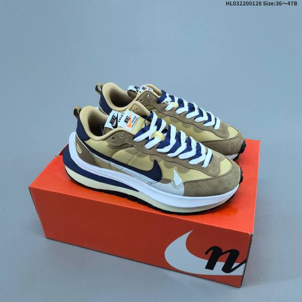 Nike Vaporwaffle Sacai white beige green EU 36-47 sneaker