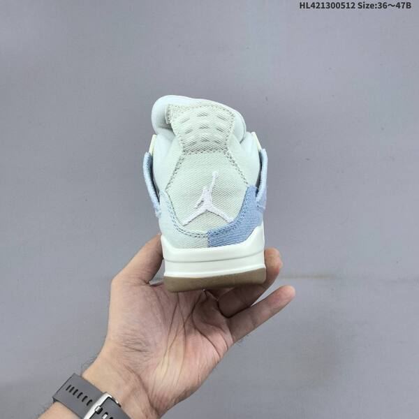 Jordan Air Jordan 4 Retro OG Light blue/white EU 36-47 basketball