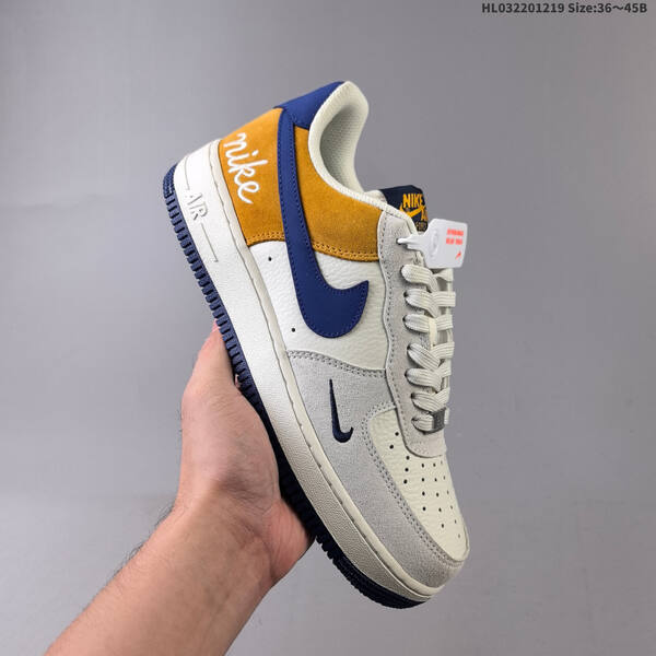NIKE AIR FORCE 1 07 LV8 XX3168-2 lifestyle