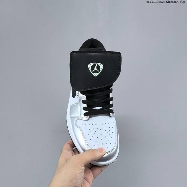 Jordan Air Jordan 1 Low SE silver/white/black 36~46B casual