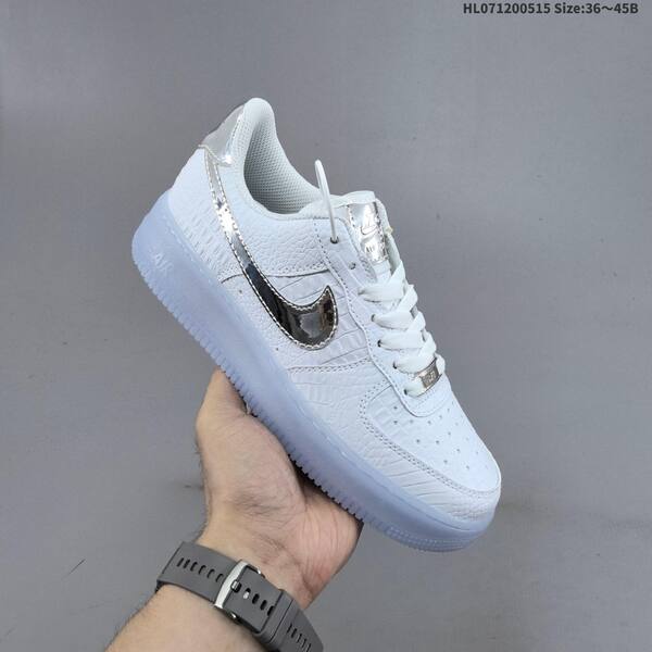 Nike Air Force 1 07 Low white metallic silver ice blue EU 36-45 sneaker