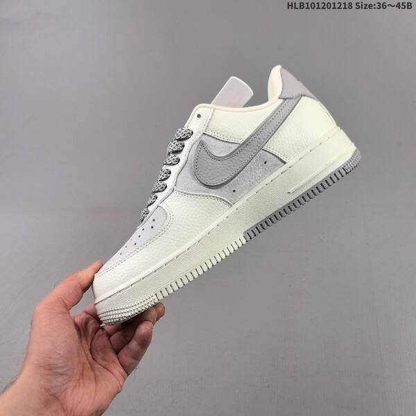 Nike Air Force1 07 low LV lifestyle